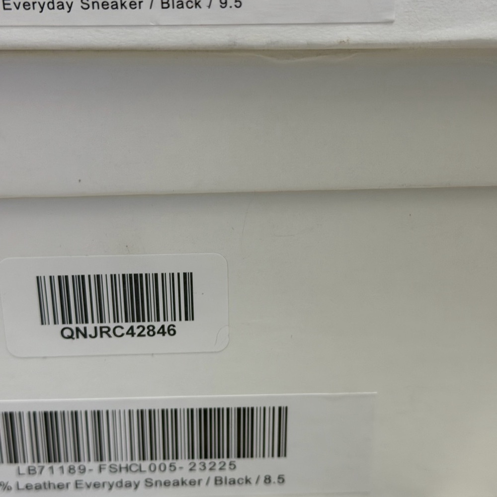 Quince Everyday Sneaker, Black Full-grain Leather White Sole Italian Shoes NWT - Picture 8 of 11